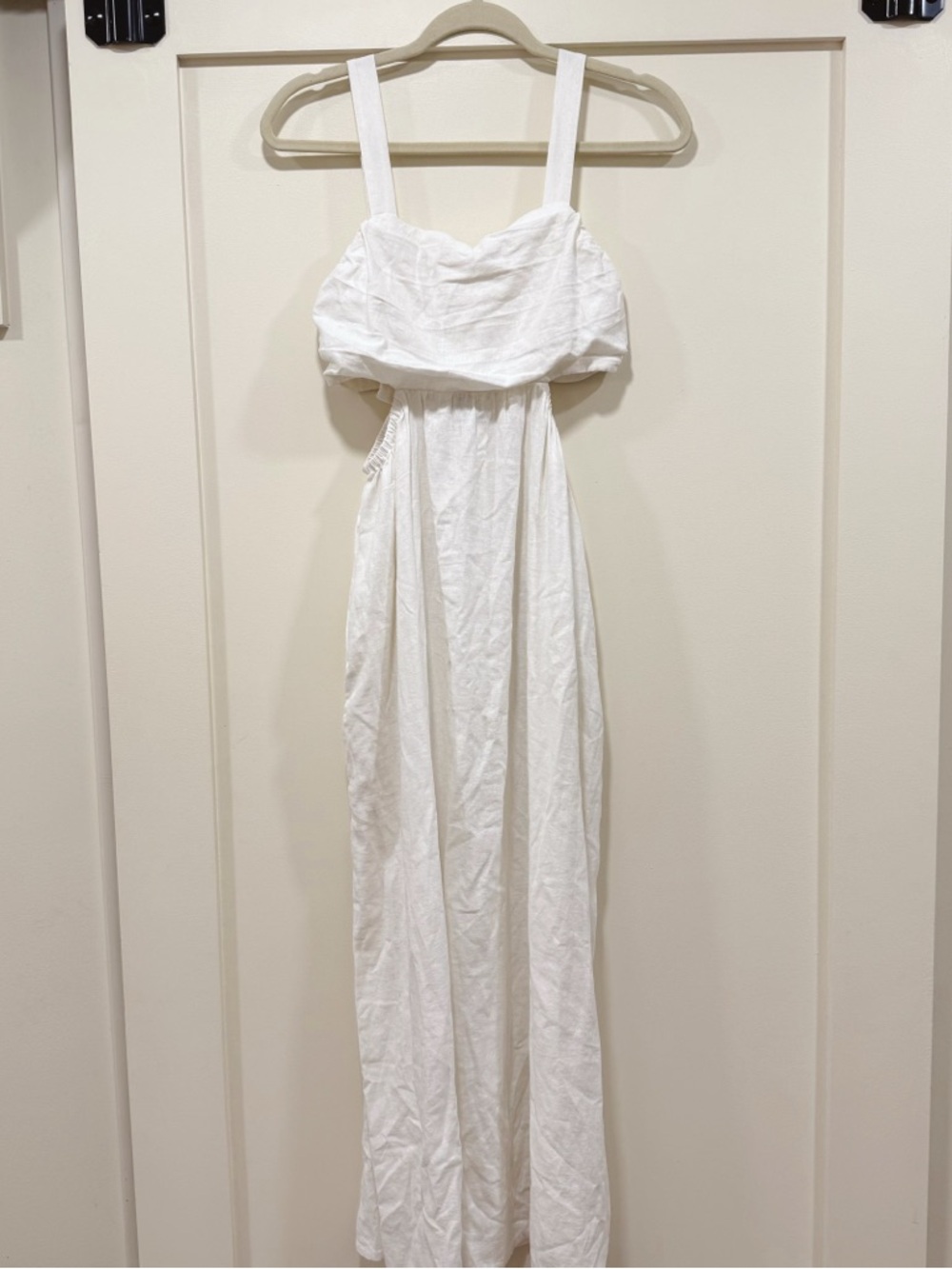 White Linen Maxi Dress with Side Cutouts - Picture 2 of 6